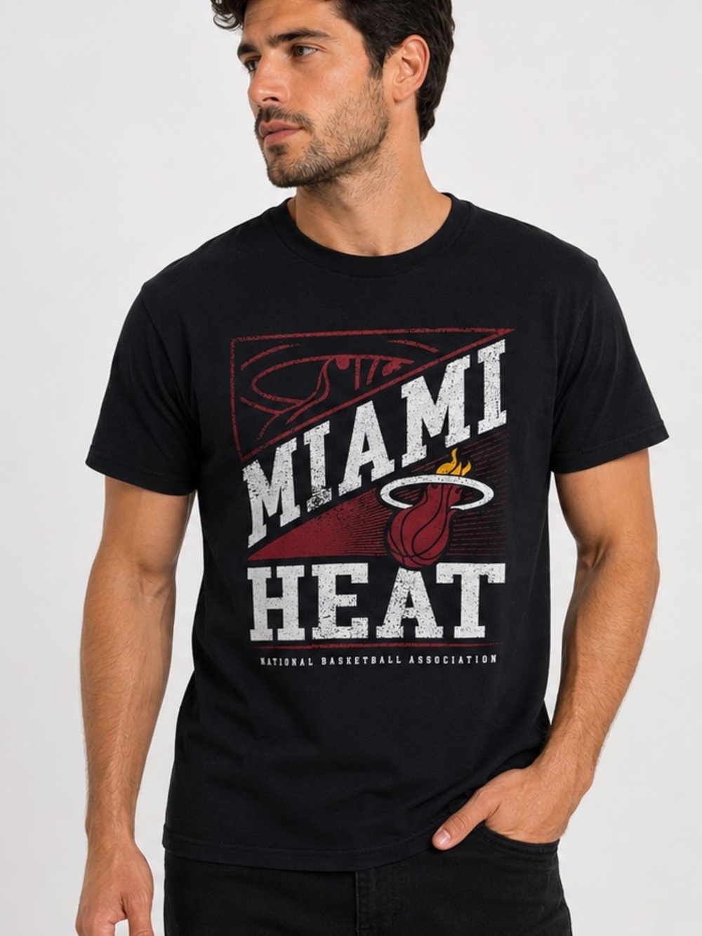 NBA Miami Heat T-Shirt 2XL NWT Black Graphic Logo 100% Cotton CSA